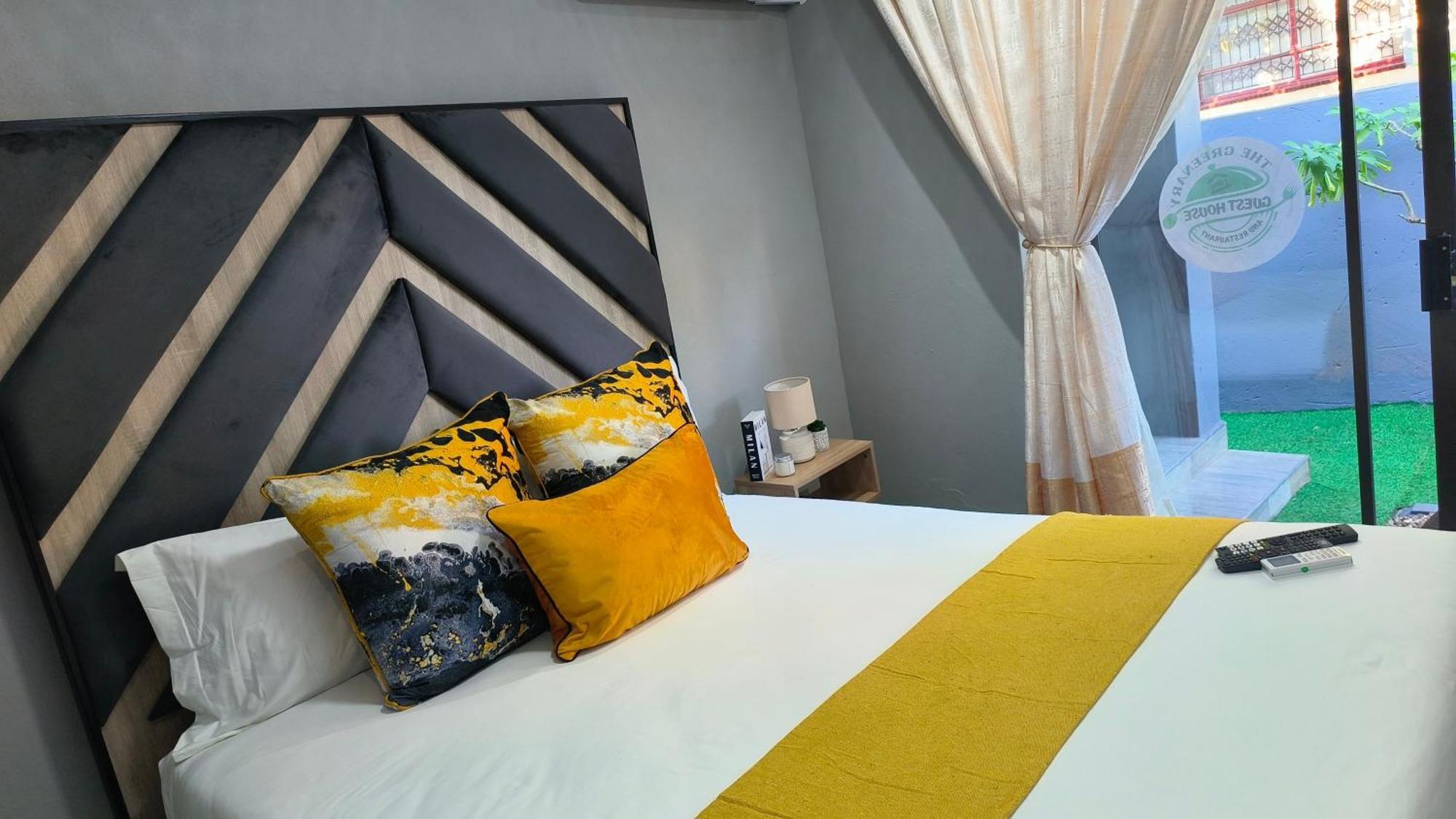The Greenary Guest House And Restaurant Тхохояндоу Экстерьер фото
